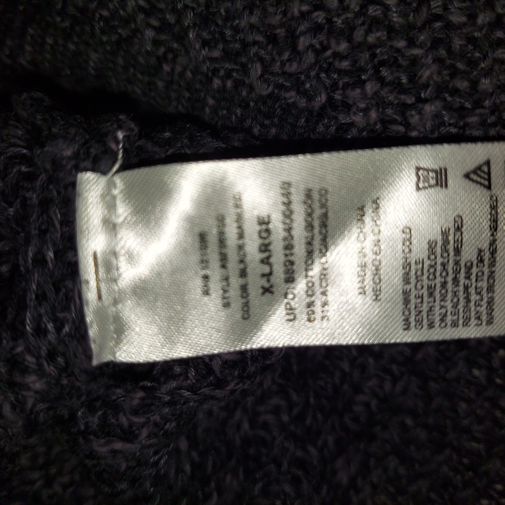Sweater - Picture 4 of 4